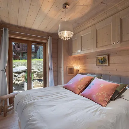 Familial A Avec Terrasse Et Parking Couvert - Fr-1-563-25 * Courchevel